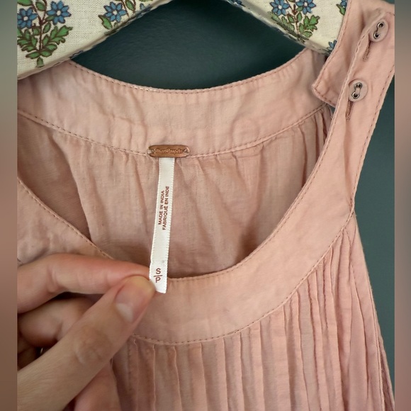 FREE PEOPLE pleated tank top peachy pink sz small - Picture 5 of 6